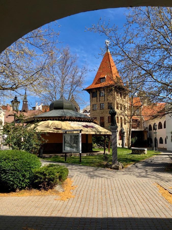 Apartman Lara Комарно Экстерьер фото